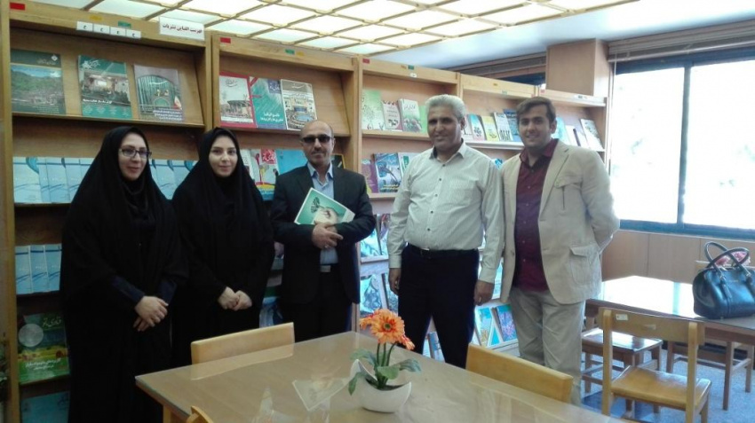 گرامیداشت هفته کتاب وکتابخوانی توسط مرکزآموزش علمی کاربردی استانداری