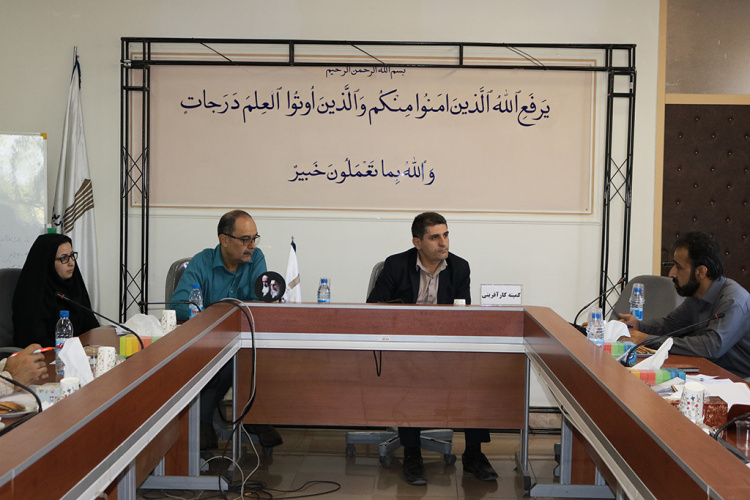 برگزاری جلسه کمیته کارآفرینی دانشگاه جامع علمی کاربردی استان چهارمحال و بختیاری