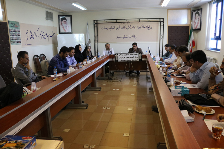 برگزاری جلسه شورای هم اندیشی روسای مراکز آموزش علمی کاربردی استان چهارمحال و بختیاری