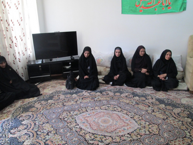دیدار مسئولین و دانشجویان مرکز آموزش علمی کاربردی لردگان با خانواده محترم شهید والامقام کرم الله خالدی در لردگان
