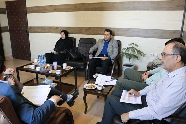 برگزاری هشتاد و چهارمین جلسه شورای آموزشی و کمیسیون موارد خاص دانشگاه جامع علمی کاربردی واحد استان چهارمحال وبختیاری