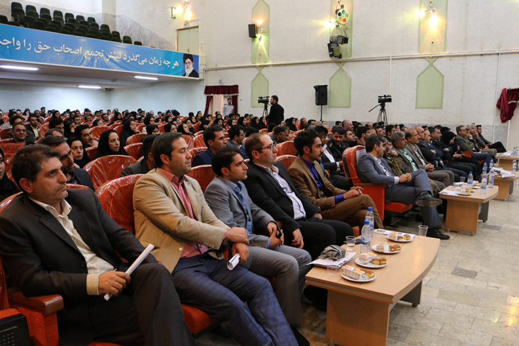 اختتامیه چهارمین نمایشگاه اشتغال و توسعه کارآفرینی دانشگاه علمی کاربردی استان چهارمحال و بختیاری