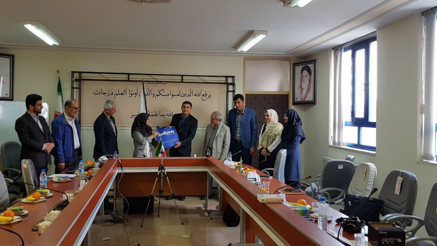 نشست مشترک دانشگاه علمی کاربردی استان چهارمحال و بختیاری با شرکت سرمایه گذاری توسعه عمران زاگرس و نمایندگان موسسه اریکن کالج  کشور مالزی
