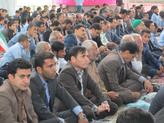 حضور مسئولین ، دانشجویان و مدرسان مرکز آموزش علمی کاربردی لردگان در راهپیمایی ۱۳ آبان ماه