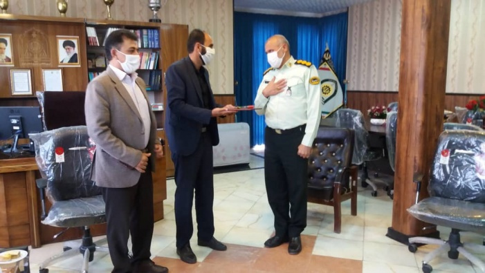 سرپرست مرکز آموزش علمی کاربردی فارسان در دیدار با فرماندهی انتظامی شهرستان فارسان: افراسیاب صادقی: نیروی انتظامی حافظ همیشه بیدار امنیت جامعه