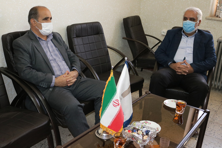 دیدار رئیس دانشگاه جامع علمی کاربردی استان چهارمحال و بختیاری با مدیرعامل جمعیت هلال احمر استان
