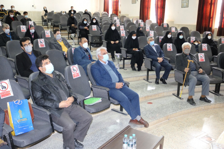 گزارش تصویری برگزاری عصر شعر " مکتب فاطمی" در دانشگاه جامع علمی کاربردی استان چهارمحال و بختیاری
