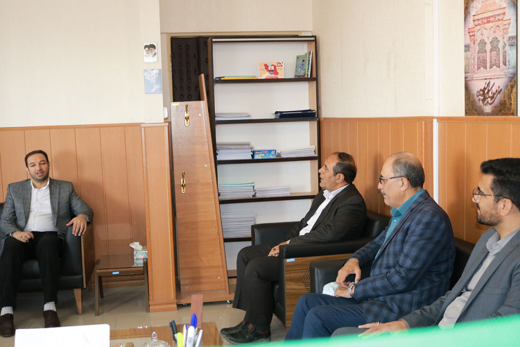 برگزاری نشست مشترک سرپرست دانشگاه جامع علمی کاربردی استان چهارمحال و بختیاری با مدیر کل بهزیستی استان