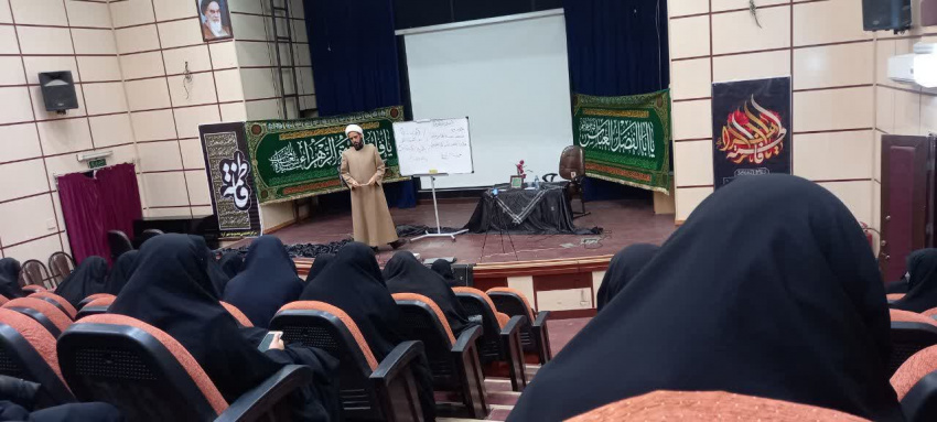 برگزاری نشست فاطمیه در مرکز آموزش علمی کاربردی فرهنگ و هنر دریژنو فرخشهر