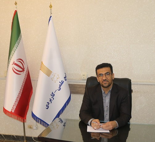 تبریک رئیس دانشگاه جامع علمی کاربردی واحد استان چهارمحال و بختیاری به مناسبت فرارسیدن روز معلم به مدرسان